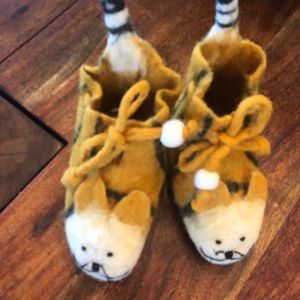 Tiger Cat boiled wool slippers for kids size 30/31
